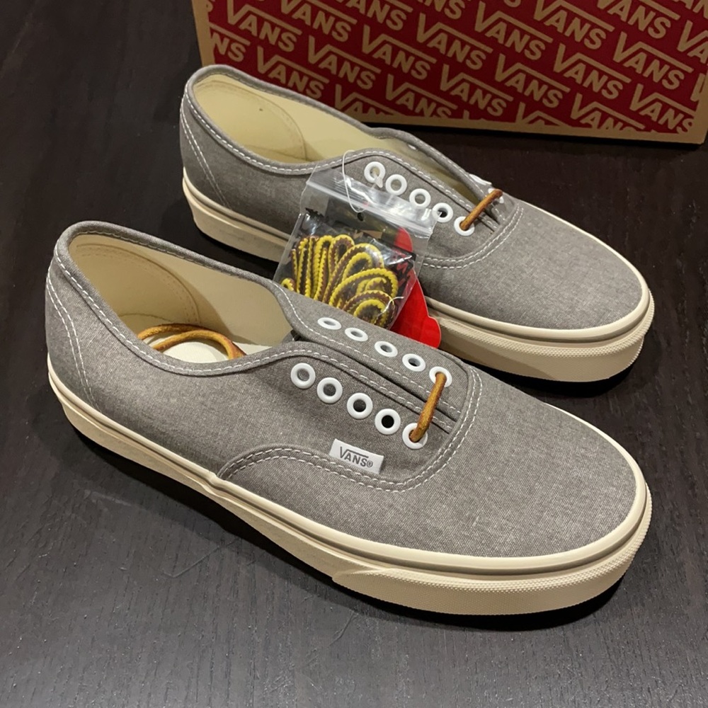 Vans Authentic Worn Canvas Brushed Nickel